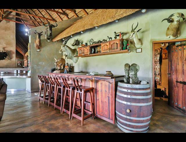 4 BEDROOM HOUSE FOR SALE IN LEEUWFONTEIN ESTATE
